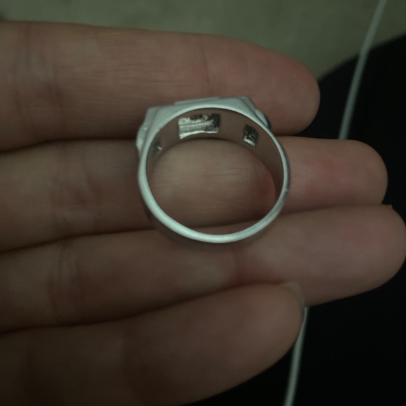 Mens gold ring - Picture 4 of 5